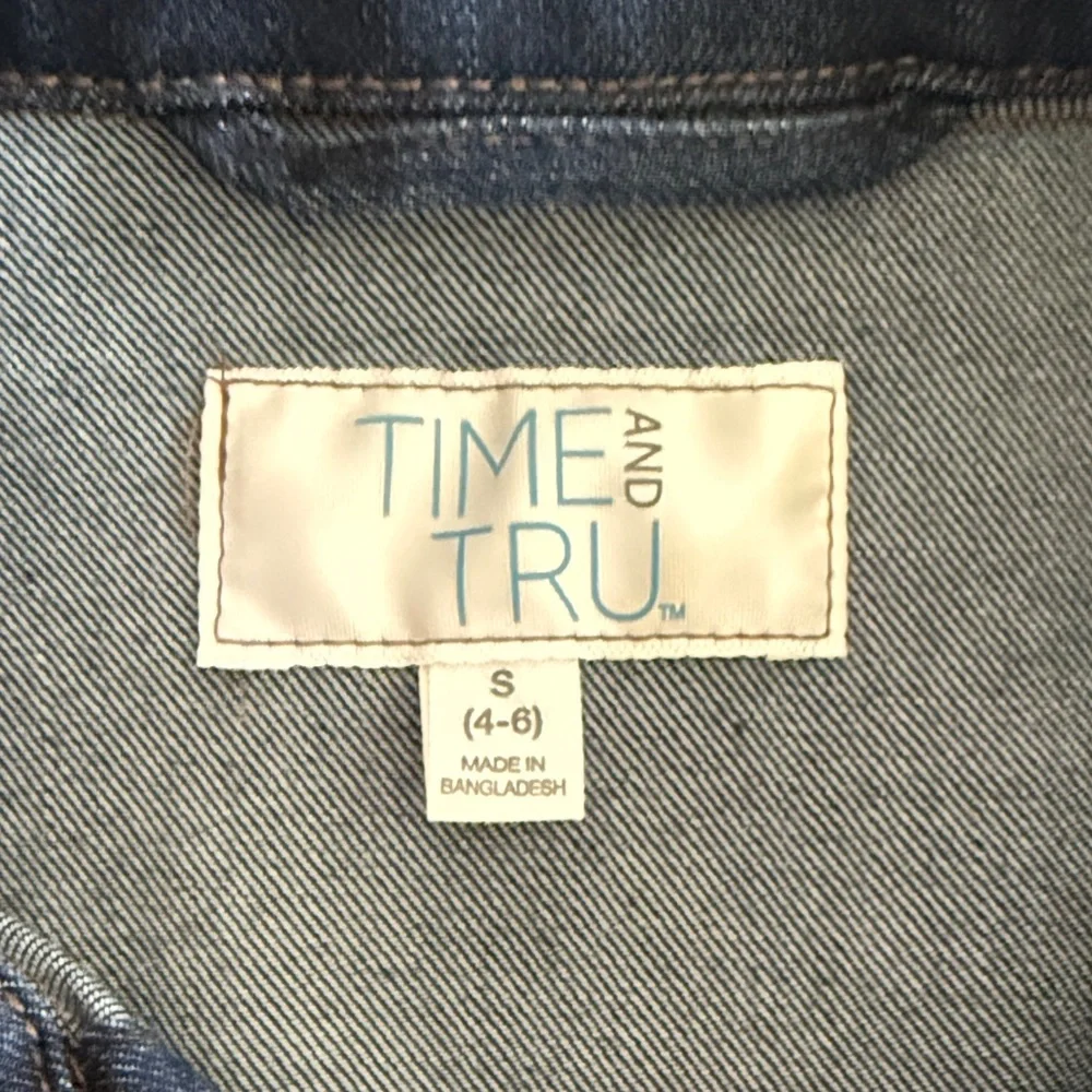 69% Cotton Time and Tru Dark Blue Denim Jacket - Picture 3 of 10